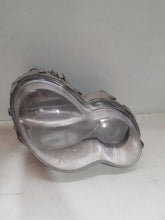 Laden Sie das Bild in den Galerie-Viewer, Frontscheinwerfer Mercedes-Benz W203 A2038203161 Rechts Scheinwerfer Headlight SCH9788366480ny