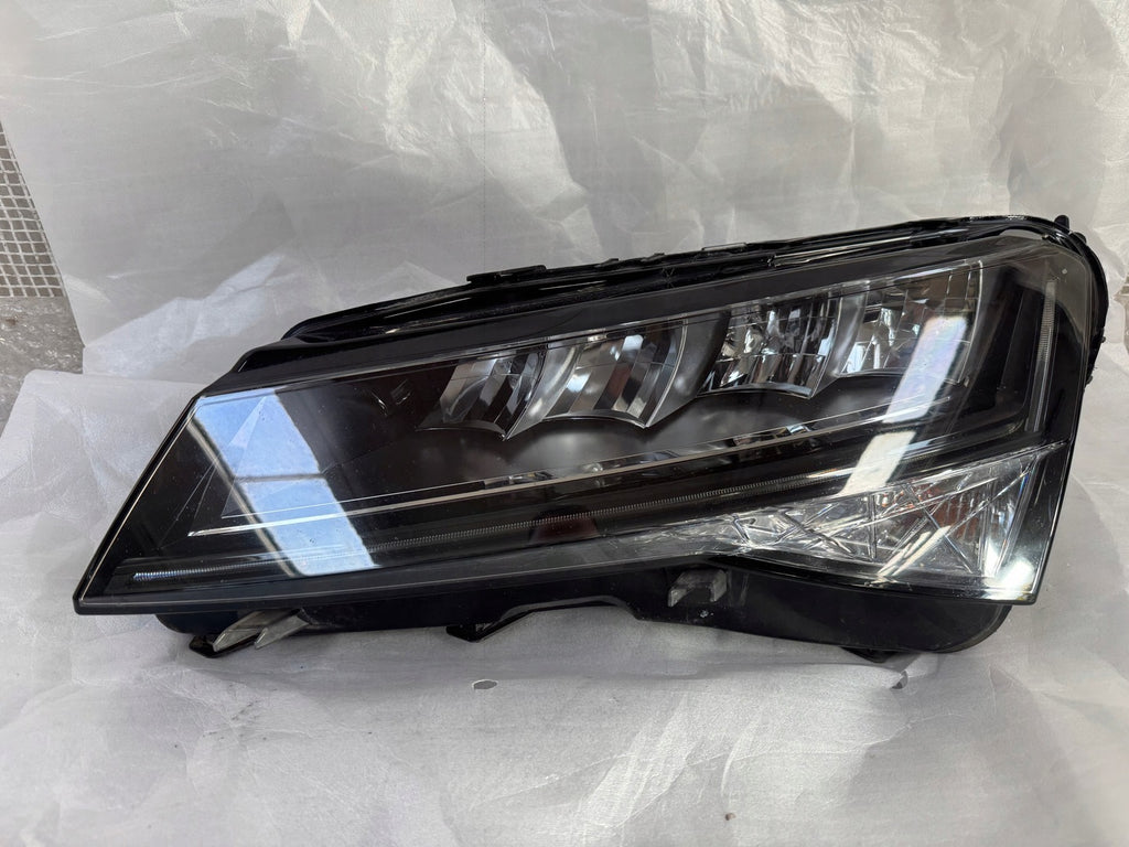 Frontscheinwerfer Skoda Superb III 3V194115C Full LED Links Headlight SCH8143801925ib