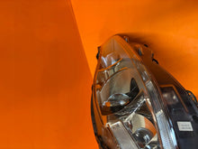 Laden Sie das Bild in den Galerie-Viewer, Frontscheinwerfer Jaguar Xj Xenon Rechts Scheinwerfer Headlight SCH8833883684il
