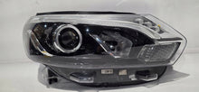 Laden Sie das Bild in den Galerie-Viewer, Frontscheinwerfer Toyota Proace 9808237480 Rechts Scheinwerfer Headlight SCH3009755679fa