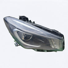 Laden Sie das Bild in den Galerie-Viewer, Frontscheinwerfer Mercedes-Benz Cla A1178201661 LED Rechts Headlight