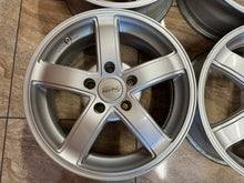 Laden Sie das Bild in den Galerie-Viewer, 4x Alufelge 16 Zoll 6.5" 5x114.3 50ET Glanz Silber Honda I 4 Rim Wheel FEL7625251287ow