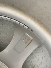 Load image into Gallery viewer, 1x Alufelge 17 Zoll 7.5" 5x120 34ET Glanz Silber 6850938 BMW X1 E84 Rim Wheel FEL9288524474wx