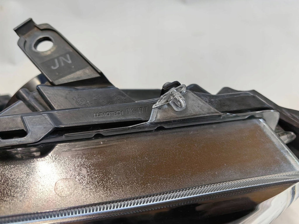 Frontscheinwerfer Toyota Hilux VIII Rechts Scheinwerfer Headlight SCH5834138430ya
