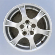 Laden Sie das Bild in den Galerie-Viewer, 1x Alufelge 16 Zoll 6.5&quot; 5x114.3 KBA46221 Hyundai Rim Wheel