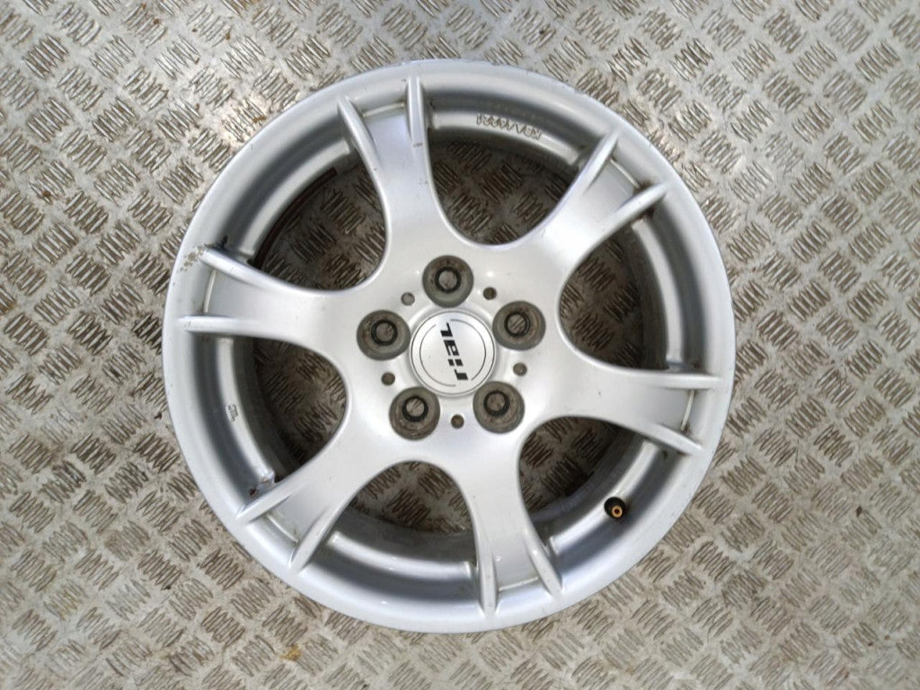 1x Alufelge 16 Zoll 6.5" 5x114.3 KBA46221 Hyundai Rim Wheel