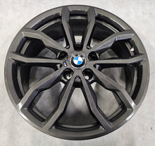 Laden Sie das Bild in den Galerie-Viewer, 4x Alufelge 18 Zoll 6.5" 5x112 41ET Glanz Grau 6877550 BMW F45 F39 F48 F40 F46 FEL6157430808jx