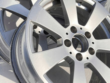Laden Sie das Bild in den Galerie-Viewer, 4x Alufelge 16 Zoll 7.0" 5x112 43ET Glanz Silber A2044011102 Mercedes-Benz W204 FEL8850297241hn