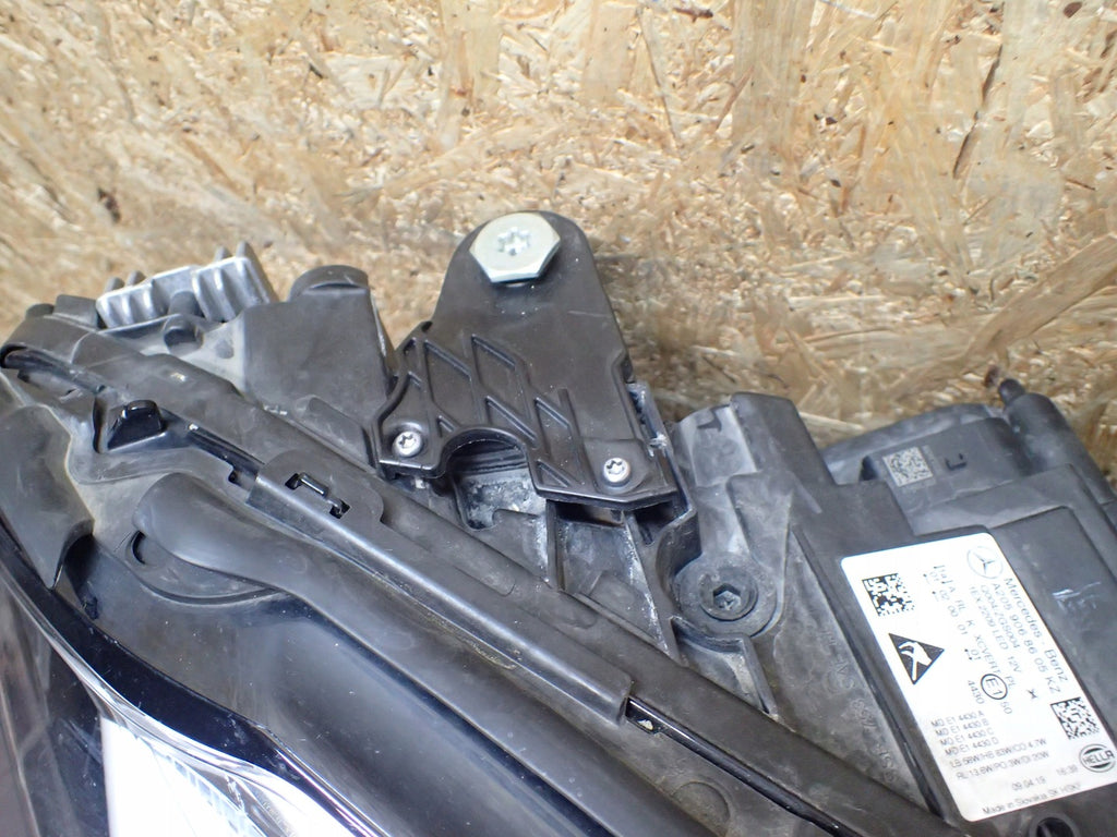 Frontscheinwerfer Mercedes-Benz W205 A2059068605 Rechts Scheinwerfer Headlight