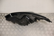 Laden Sie das Bild in den Galerie-Viewer, Frontscheinwerfer Opel Astra K 39195689 Rechts Scheinwerfer Headlight SCH8951458670px