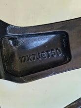 Load image into Gallery viewer, 1x Alufelge 17 Zoll 7.0" 5x114.3 50ET Glanz Toyota Rim Wheel FEL9151514501ix