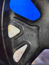 Load image into Gallery viewer, 1x Alufelge 18 Zoll 7.5" 5x114.3 35ET 52910-CM300 Hyundai Kona Rim Wheel FEL7159498634ks