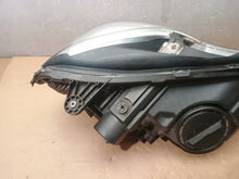 Laden Sie das Bild in den Galerie-Viewer, Frontscheinwerfer Mercedes-Benz W212 A2128205761 Xenon Links Headlight SCH2500402813mc