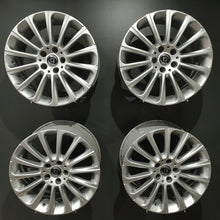 Load image into Gallery viewer, 4x Alufelge 18 Zoll 8.0" 5x112 35ET Glanz Silber Mercedes-Benz W213 W212 FEL9787332449cq