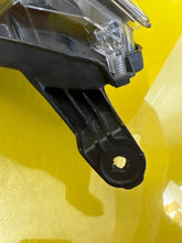 Laden Sie das Bild in den Galerie-Viewer, Frontscheinwerfer Toyota Corolla LED Rechts Scheinwerfer Headlight SCH7332181418zl