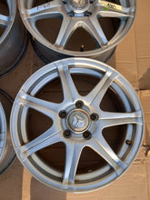 Laden Sie das Bild in den Galerie-Viewer, 4x Alufelge 16 Zoll 7.0" 5x112 48ET Glanz Silber A2044011102 Mercedes-Benz W204 FEL4545382632da
