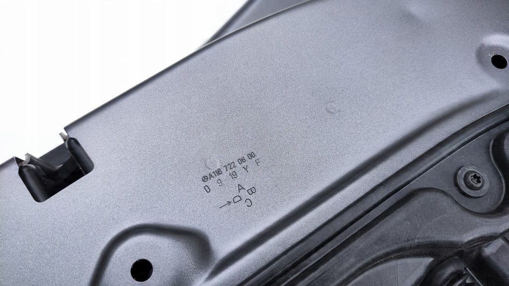 Tür Mercedes-Benz Cla A1187220800 Vorne Rechts Door Porta Porte