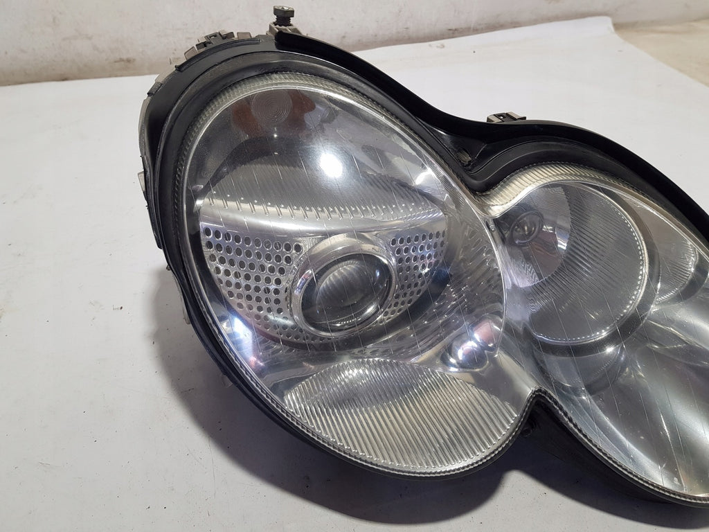 Frontscheinwerfer Mercedes-Benz Sl R230 A2308206261 Xenon Rechts Headlight