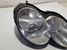 Laden Sie das Bild in den Galerie-Viewer, Frontscheinwerfer Mercedes-Benz Sl R230 A2308206261 Xenon Rechts Headlight