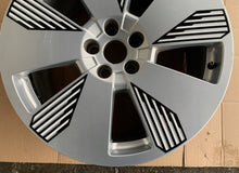 Laden Sie das Bild in den Galerie-Viewer, 1x Alufelge 19 Zoll 8.5" 5x115 4KE601025Q Audi E-Tron Etron Rim Wheel FEL2573026239iw