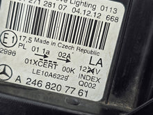 Laden Sie das Bild in den Galerie-Viewer, Frontscheinwerfer Mercedes-Benz W246 A2468207761 Links Scheinwerfer Headlight SCH7237322459qb