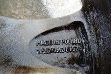 Laden Sie das Bild in den Galerie-Viewer, 1x Alufelge 17 Zoll 7.5&quot; 5x112 A2464010502 Mercedes-Benz W246 Rim Wheel