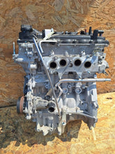 Laden Sie das Bild in den Galerie-Viewer, Motor Toyota Yaris 2NR 1.5 Benzin Engine Unkomplett MOT1544626397db