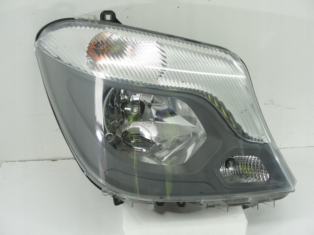 Frontscheinwerfer Mercedes-Benz Sprinter A9068202461 Rechts Headlight SCH3149599011uq