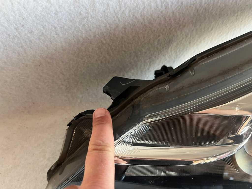 Frontscheinwerfer Toyota Yaris LED Links Scheinwerfer Headlight