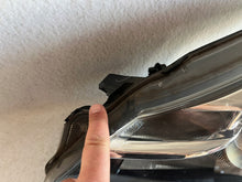 Load image into Gallery viewer, Frontscheinwerfer Toyota Yaris LED Links Scheinwerfer Headlight