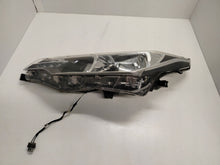 Laden Sie das Bild in den Galerie-Viewer, Frontscheinwerfer Toyota Corolla 81150-02L50-00 LED Rechts oder Links