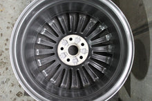 Load image into Gallery viewer, 1x Alufelge 17 Zoll 7.0" 5x108 50ET Glanz Silber JX7C-1007-N1A Ford Focus FEL1350613967bv