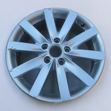 Laden Sie das Bild in den Galerie-Viewer, 1x Alufelge 17 Zoll 7.0&quot; 5x112 5K0601025AN VW Golf Vi Rim Wheel