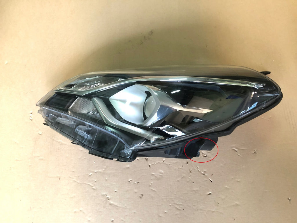 Frontscheinwerfer Toyota Yaris Links Scheinwerfer Headlight