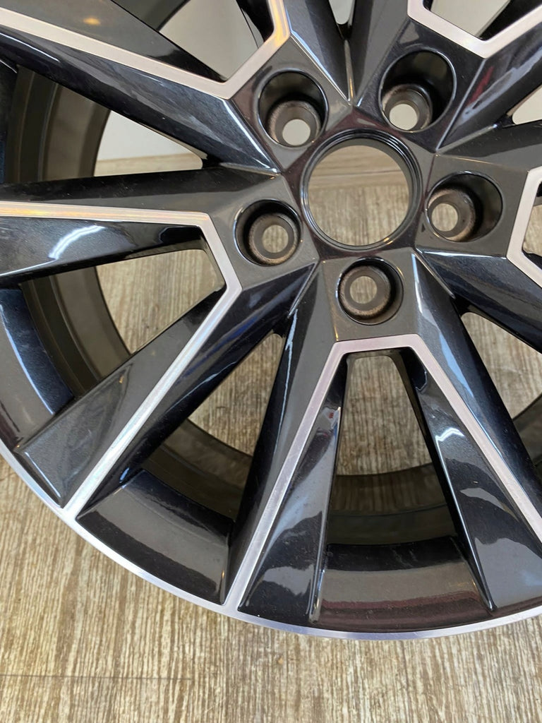 1x Alufelge 17 Zoll 7.0" 5x100 46ET Glanz Schwarz 5JJ601025 Skoda Fabia I FEL1612987972vz