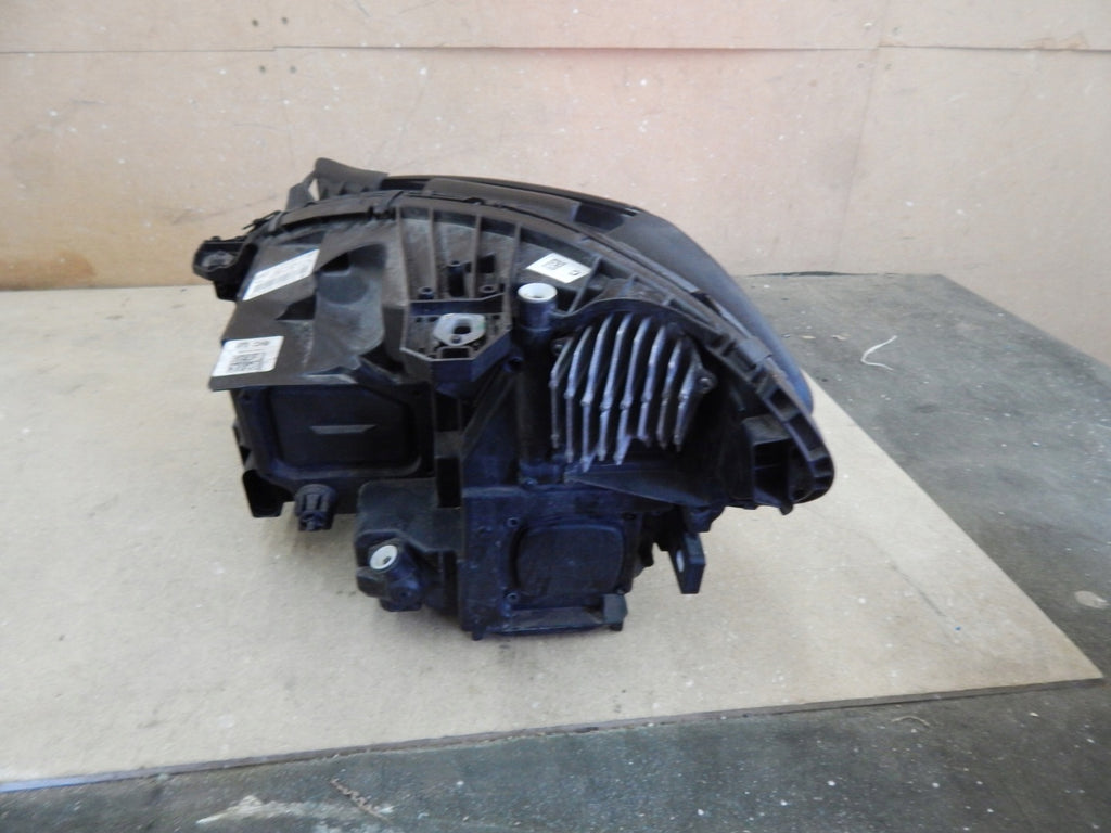 Frontscheinwerfer Mercedes-Benz W246 A2469067001 LED Rechts Headlight SCH3473096530ng