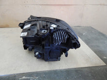 Laden Sie das Bild in den Galerie-Viewer, Frontscheinwerfer Mercedes-Benz W246 A2469067001 LED Rechts Headlight SCH3473096530ng