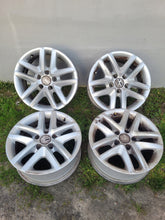 Laden Sie das Bild in den Galerie-Viewer, 4x Alufelge 16 Zoll 6.5" 5x112 33ET Glanz Silber 5N0601025 Skoda I Tiguan FEL7112746987ex
