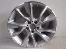 Load image into Gallery viewer, 1x Alufelge 19 Zoll 8.0" 5x120 36ET Glanz 6796258 BMW 3 F30 F32 F31 Rim Wheel FEL9436379538ke