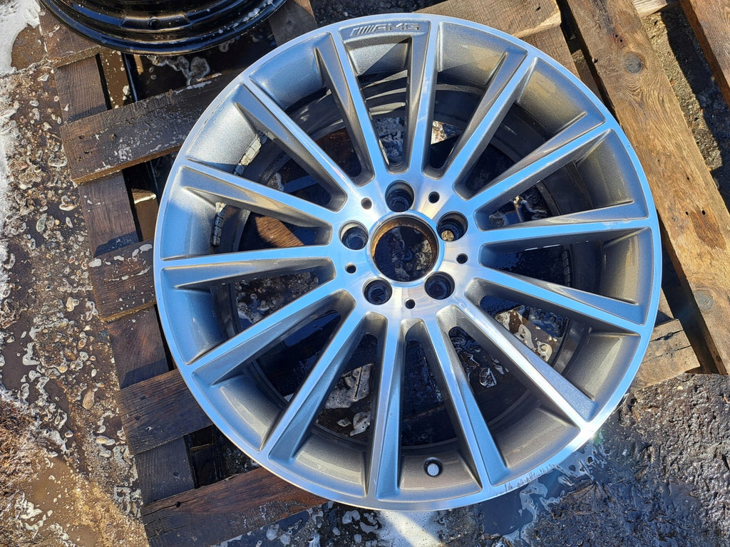 1x Alufelge 19 Zoll 7.5" 5x112 44ET Glanz Schwarz Mercedes-Benz A205 Rim Wheel FEL4541007669yr