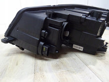 Laden Sie das Bild in den Galerie-Viewer, Frontscheinwerfer VW Touran 1t1 1T1941006H 030126820200 LED Rechts Headlight