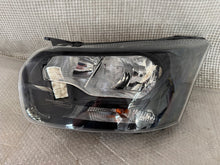 Laden Sie das Bild in den Galerie-Viewer, Frontscheinwerfer Ford Transit GK31-13W030-BC Links Scheinwerfer Headlight