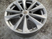 Load image into Gallery viewer, 1x Alufelge 17 Zoll 7.0" 5x114.3 40ET Glanz Schwarz Nissan Qashqai I J10 FEL5572956483fw