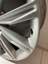 Load image into Gallery viewer, 1x Alufelge 19 Zoll 8.5" 5x112 40ET Glanz Silber 4K0601025Q Audi C8 Rim Wheel FEL3964351565iv
