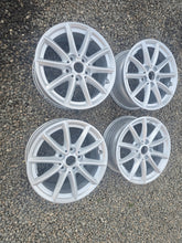 Load image into Gallery viewer, 4x Alufelge 16 Zoll 7.0" 5x112 52ET Glanz Silber 6855080 BMW 2 F45 F46 Rim Wheel FEL8230986755dd