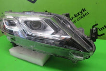 Load image into Gallery viewer, Frontscheinwerfer Mitsubishi Eclipse Cross I 92101J7300 Rechts Headlight SCH7615673725jr
