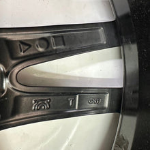 Laden Sie das Bild in den Galerie-Viewer, 1x Alufelge 19 Zoll 8.0" 5x112 27ET 8090094 8089892 BMW 1 Rim Wheel FEL8376230273rw
