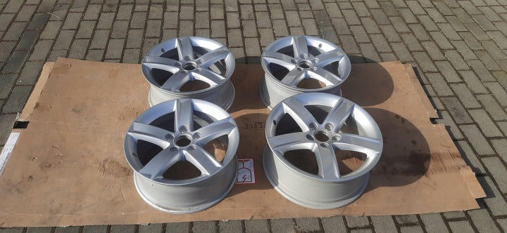 4x Alufelge 16 Zoll 7.0" 5x112 46ET Glanz Silber 8K0071496 Audi Rim Wheel FEL9143196047se