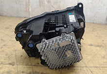 Laden Sie das Bild in den Galerie-Viewer, Frontscheinwerfer Land Rover Defender L663 L8B213W030HJ LED Links Headlight SCH9983552785fg