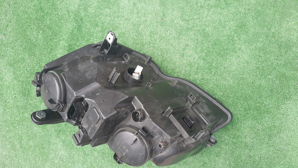 Frontscheinwerfer Mercedes-Benz W204 A2048205461 Xenon Rechts Headlight